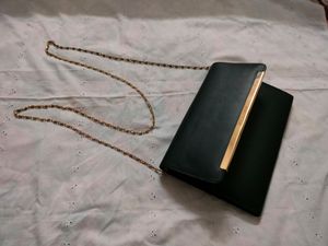 Myglamm Manish Malhotra Sling Bag