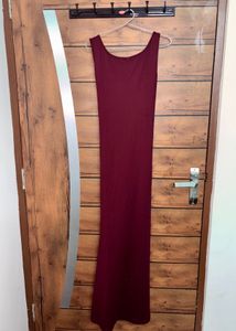 Newme Backless Maroon Maxi Dress