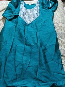Elegant Green Embroidered Kurta