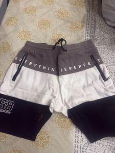 Men's Colorblock Shorts with Zipper Pockets