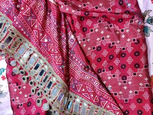Vibrant Pink Bandhani Saree with Mirror Work