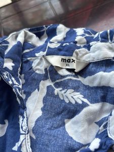 Blue &amp; White Floral Button-Up Shirt Max XL