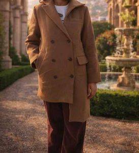 Elegant Brown Wool Blend Coat