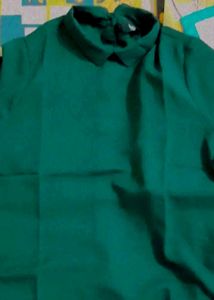 Green Styled Back Top With Shirt Collar