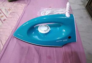 Voltas Iron @ Discounted Price