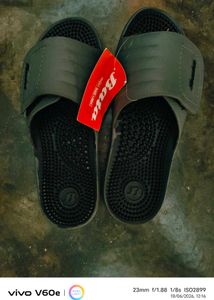 Bata Grey Massage Slippers👞😍🤍💙