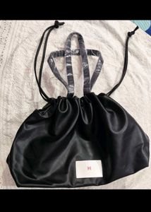 NARS Black Clutch+ Caroline Herrera Tote Bag