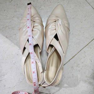 Pointed Heel Sandals