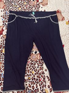capris