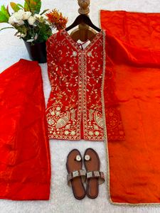Elegant Pink Kurta Set with Dupatta &amp; Pants