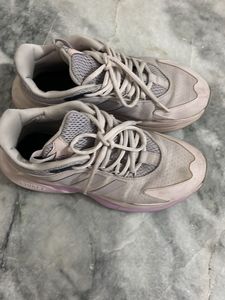 Lightweight Women's Running Shoes