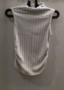 Ribbed Turtleneck Sleeveless Top(SAVANA)