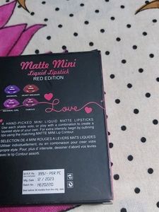 Compact &amp; Lipstick Combo New Totally,  4 Shade H