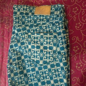 Women's Floral Denim In Good Condition