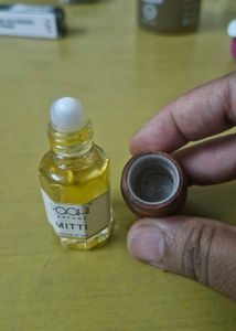 Raahi Parfums Mitti Indian Attar