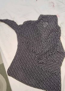 Chic Black Heart Print Top