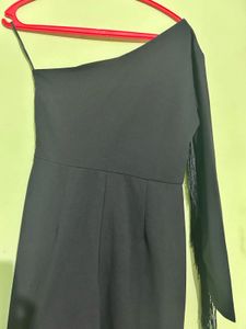 Chic Black One-Sleeve Fringe Jumpsuit
