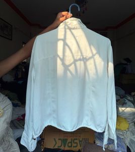 🌟🤍White classic Crop Shirt