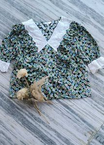 Floral Top with Lace Collar