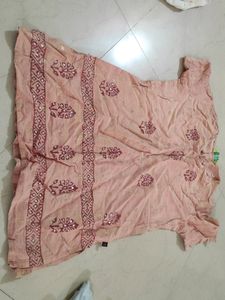Beautiful short top silk cotton