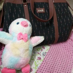 Zouk Office Tote (Free Earrings)