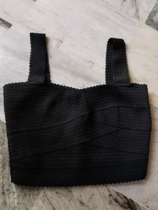 Chic Black Textured Crop Top