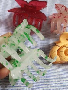 SETS OF 4 HAIR CLUTCHERS