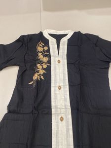 Black &amp; White Embroidered Kurta