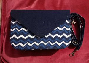 (Customisation Avl) Handmade Sling💙