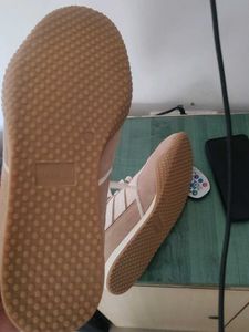 luna Blu Beige Suede Lace-Up Sneakers