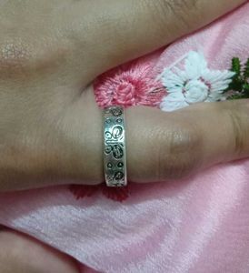 Imported Y2K style Ring