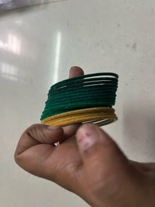 Pack Of 31 Metal With Velvet Bangle And One Set