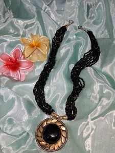 Black Beaded Pendant 🐈‍⬛️