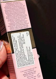 Two faced Born this way concealer -vanilla