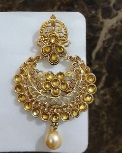 Earing Set With Mangtika