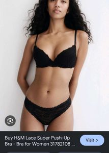 Black Lace Push-Up Bra