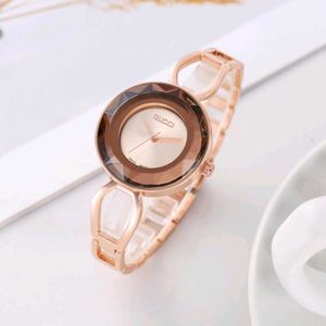 Gucci ladies watch PREMIUM QUALITY AT SALE