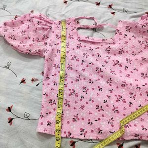 Cute Pink Floral Puff Sleeve Top