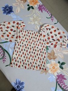 Floral Smocked Puff Sleeve Top