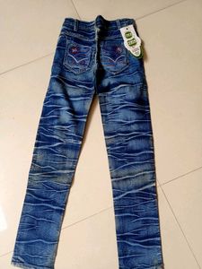 Stylish Blue Wash Jeans