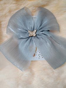 Elegant Pearl Bow Hair Clip set of 2