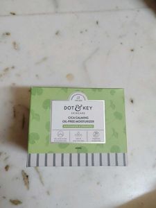 Dot & Key Cica Calming Moisturizer