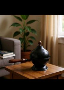 Sale 💰🎈🎈. Vintage Incense Burner
