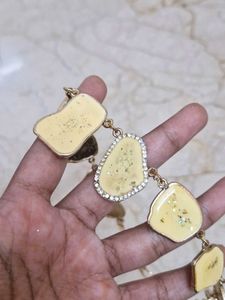 Stylish Pendant Necklaces Set