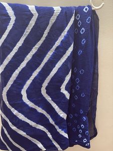 Bandhani Dupatta - Blue &amp; White
