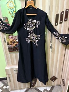 Elegant Black Embroidered abaya