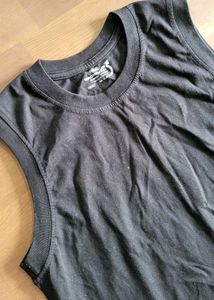 Men's Black Sleeveless T-Shirt