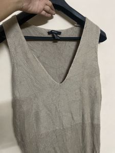 Sleeveless V-Neck Ribbed Maxi Dress