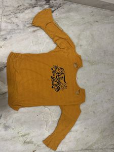 Trendy Mustard Top
