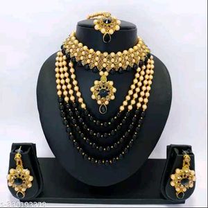 Red piece of Beautiful Necklace set....